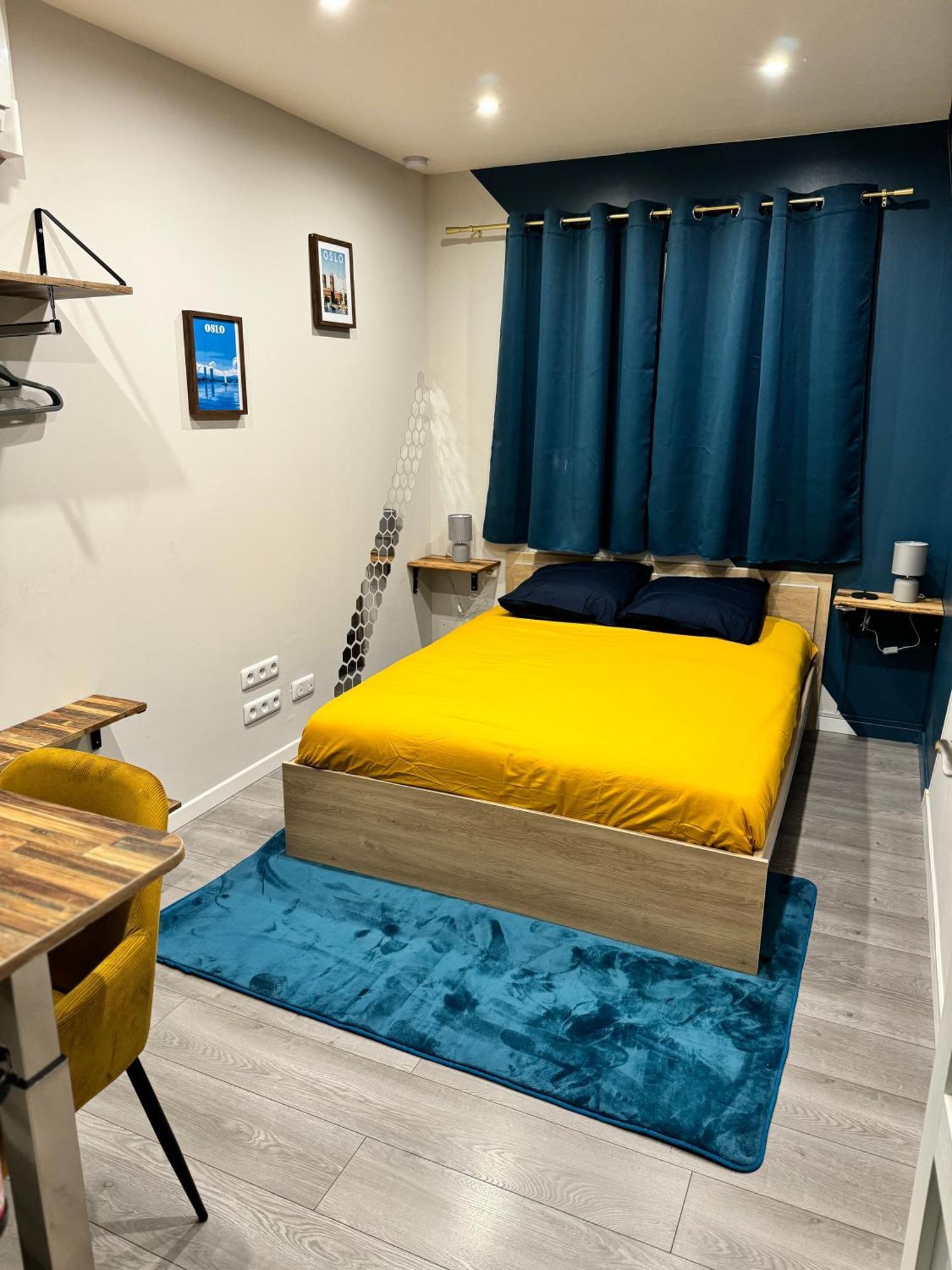 Worldroom Chambre Privee Avec Espace Commun Perpignan Exterior foto