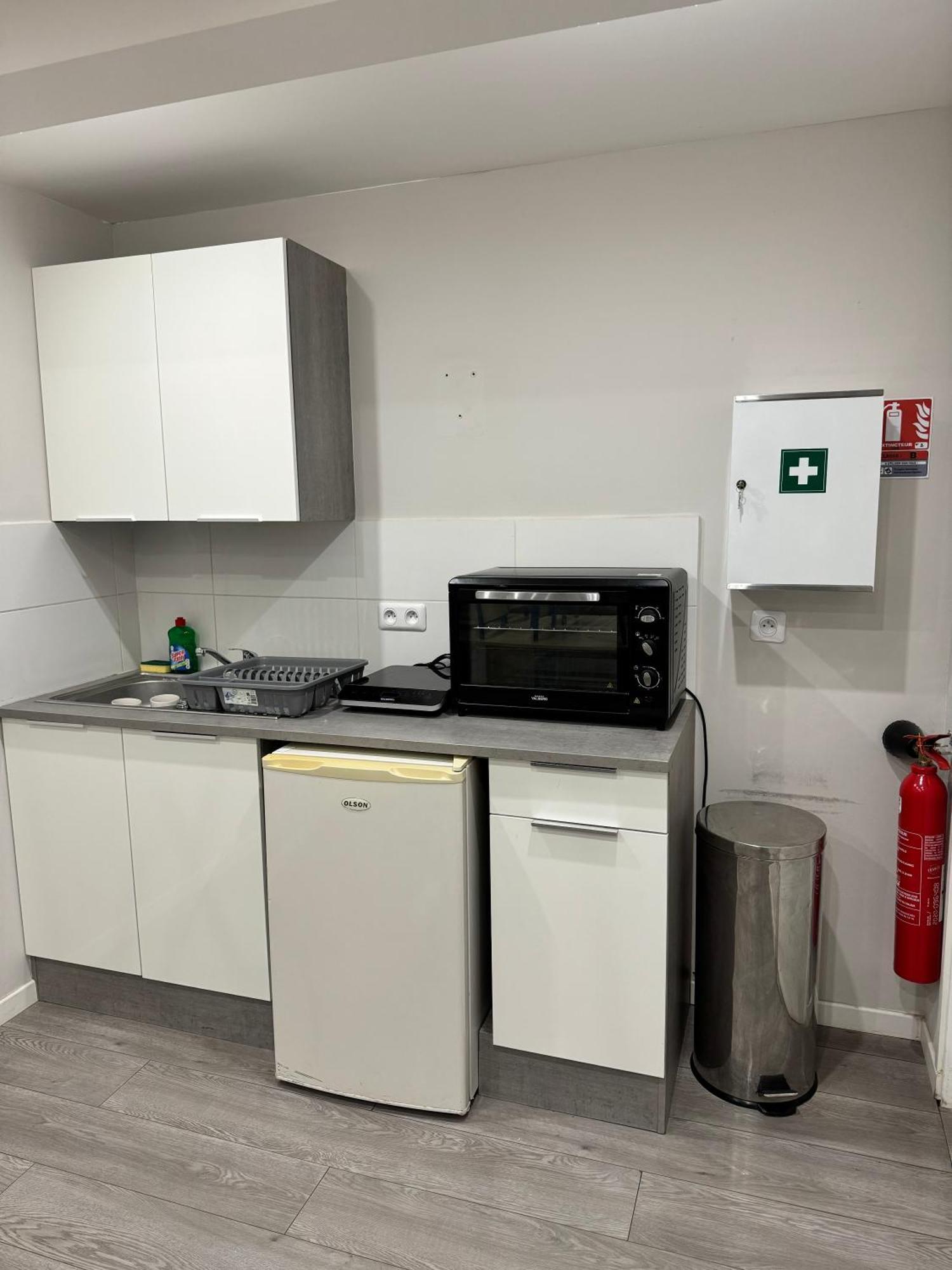 Worldroom Chambre Privee Avec Espace Commun Perpignan Zimmer foto